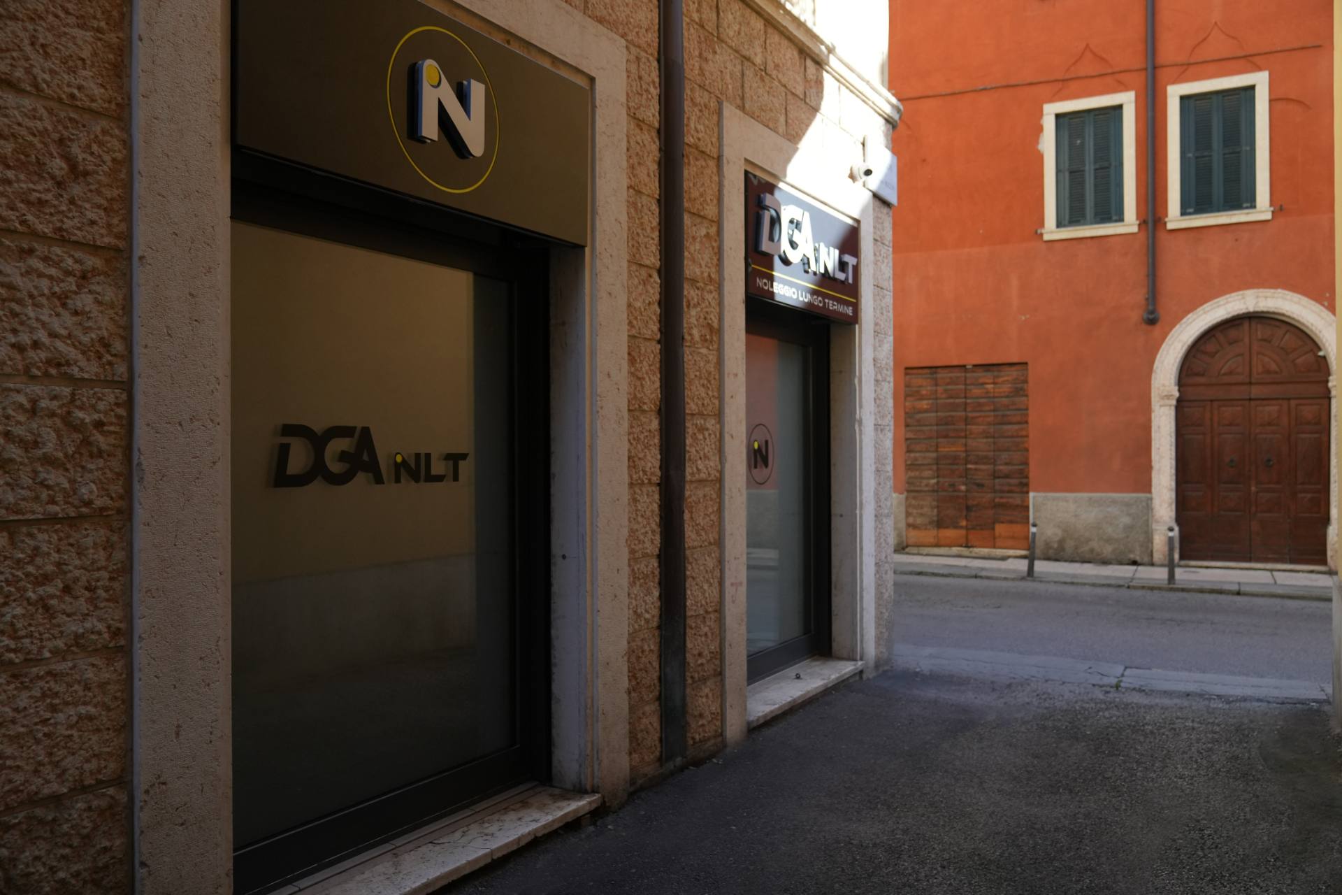 noleggio lungo termine verona insegne