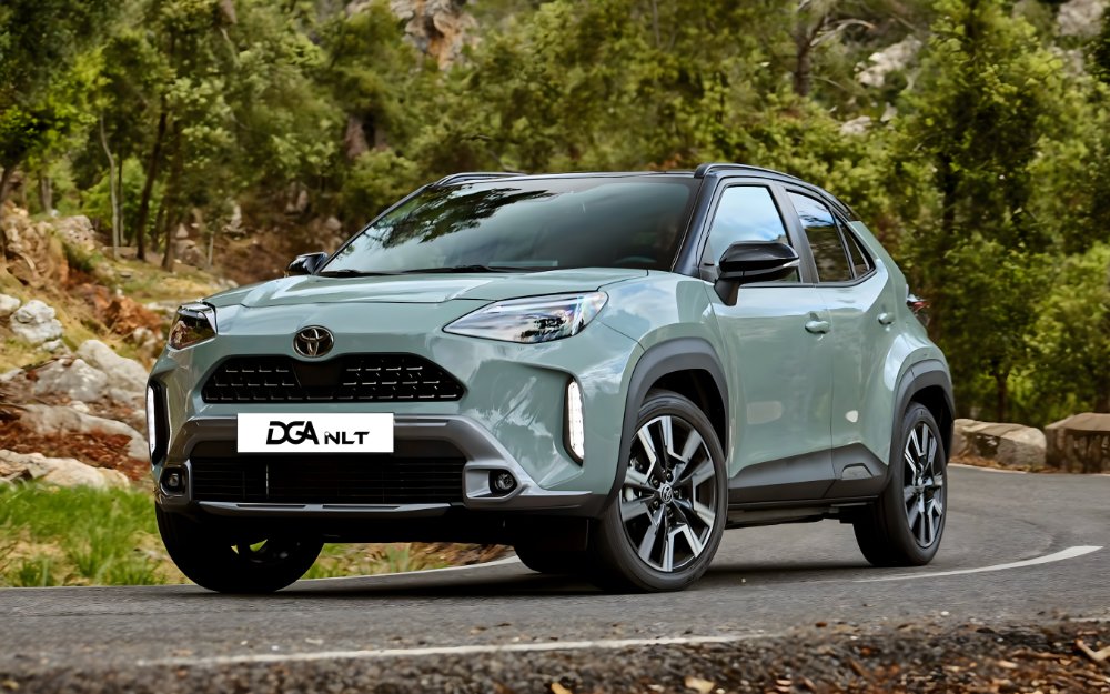 noleggio lungo termine Toyota YARIS CROSS